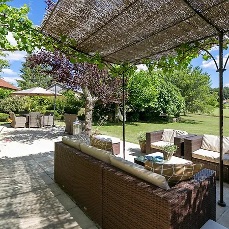 Holiday home La Maison Louverie