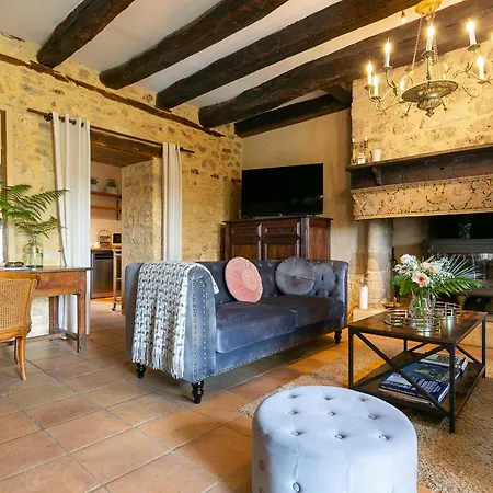 Holiday home La Maison Louverie Pontours